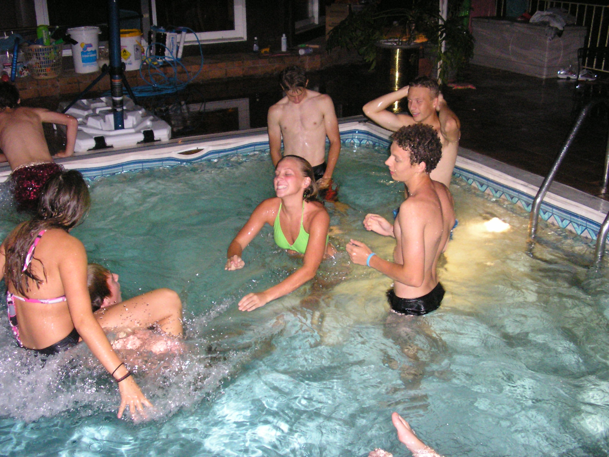 106_1508877190.jpg