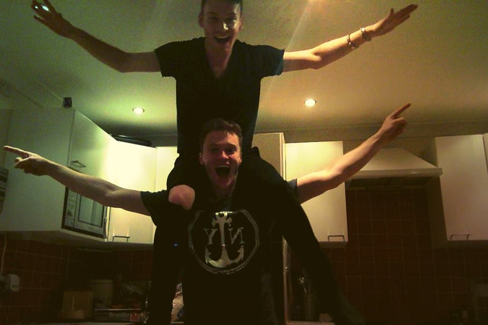 1203_1421075950.jpg