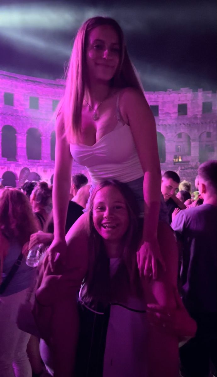 2136_1783027192.jpg