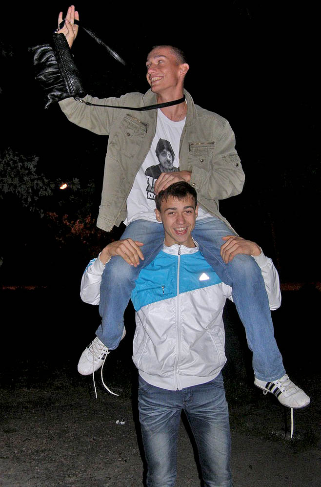 2322_1396120915.jpg
