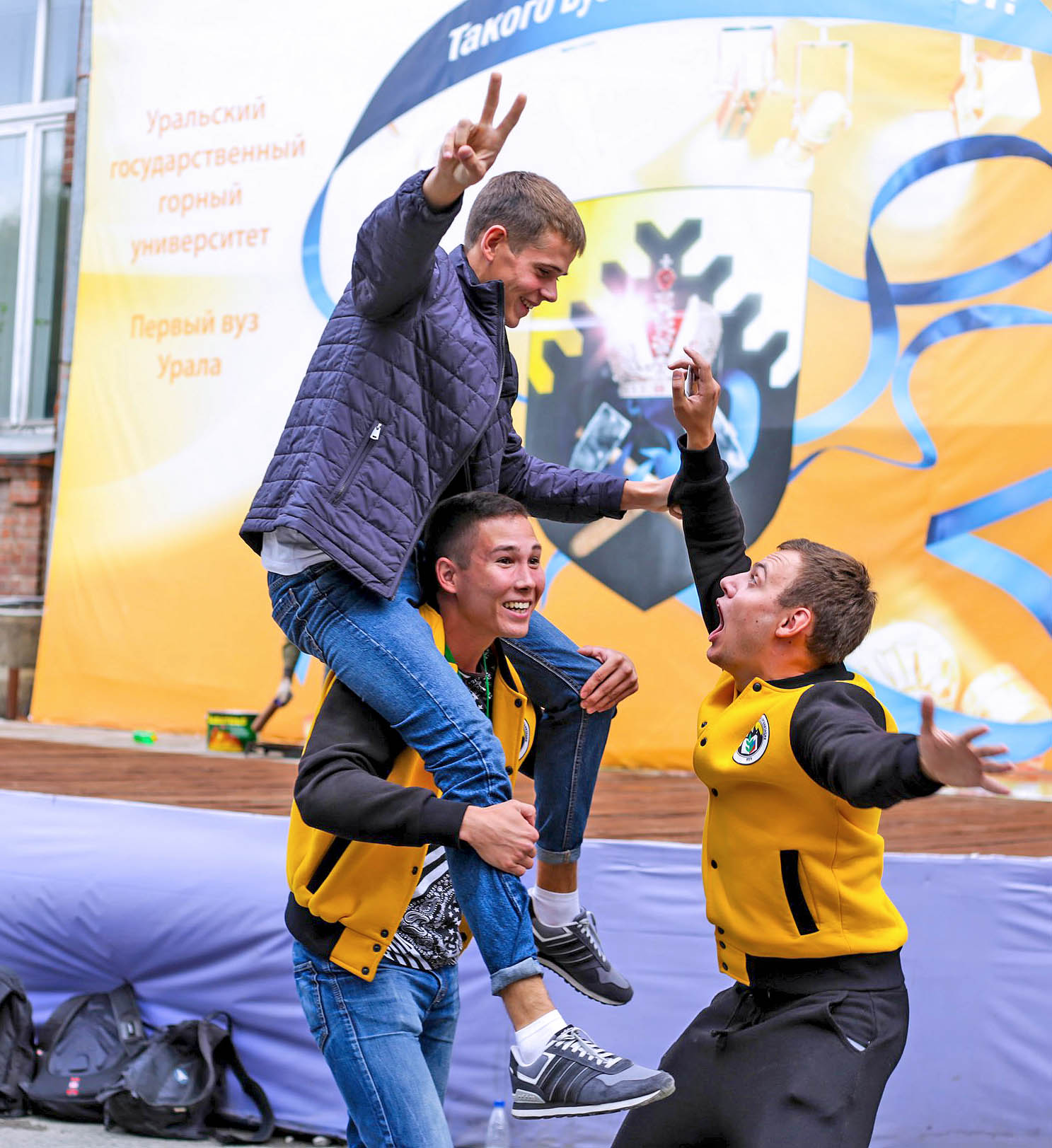 2322_1506877336.jpg