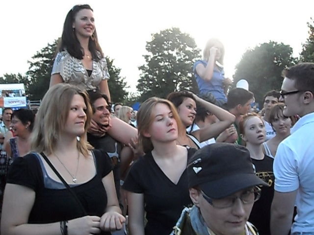2385_1387054774.jpg