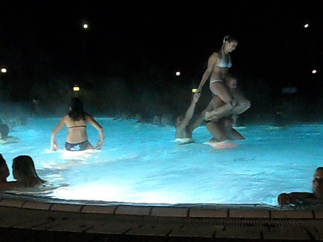 2385_1387451286.jpg