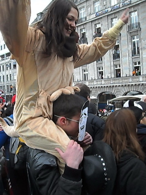 2385_1392845550.jpg