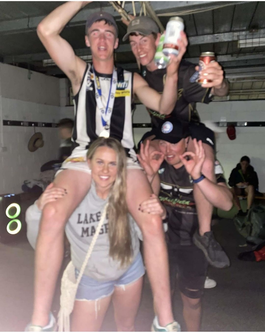 26312_1712141072.jpg