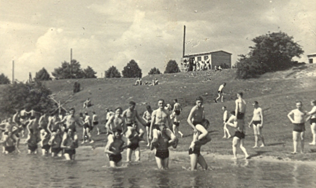 323_1505748553.jpg
