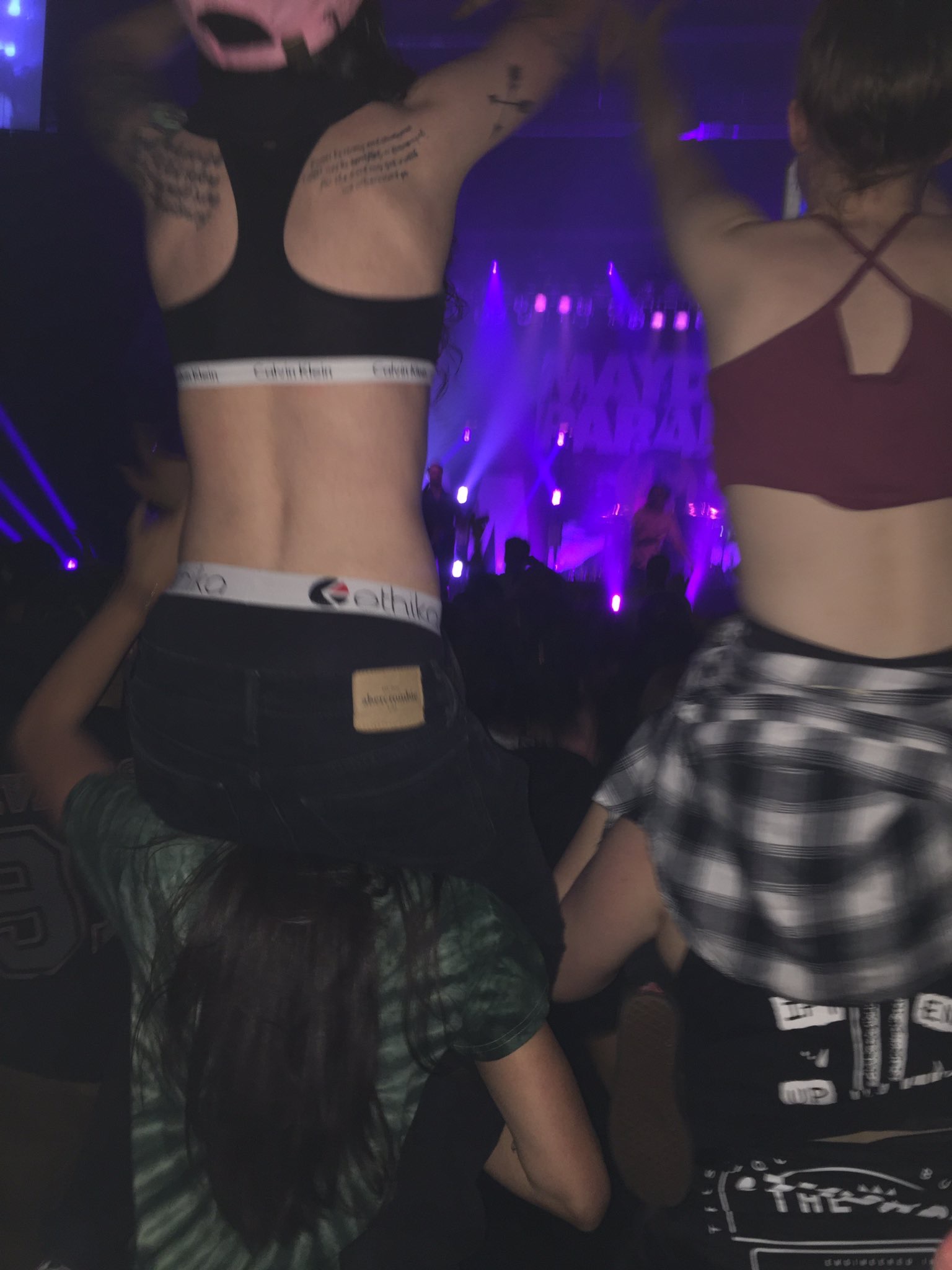 416_1496623732.jpg